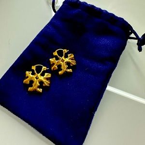 Authentic Tory Burch Roxanne Logo Hoop Earrings.